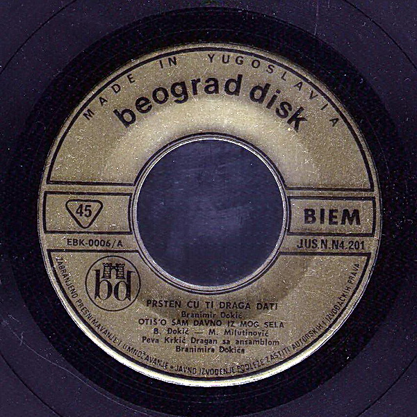 R-3521325-1333736310