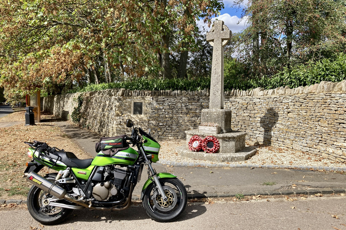 05EDB8B2-7056-4994-8402-F409DE5FE5C4