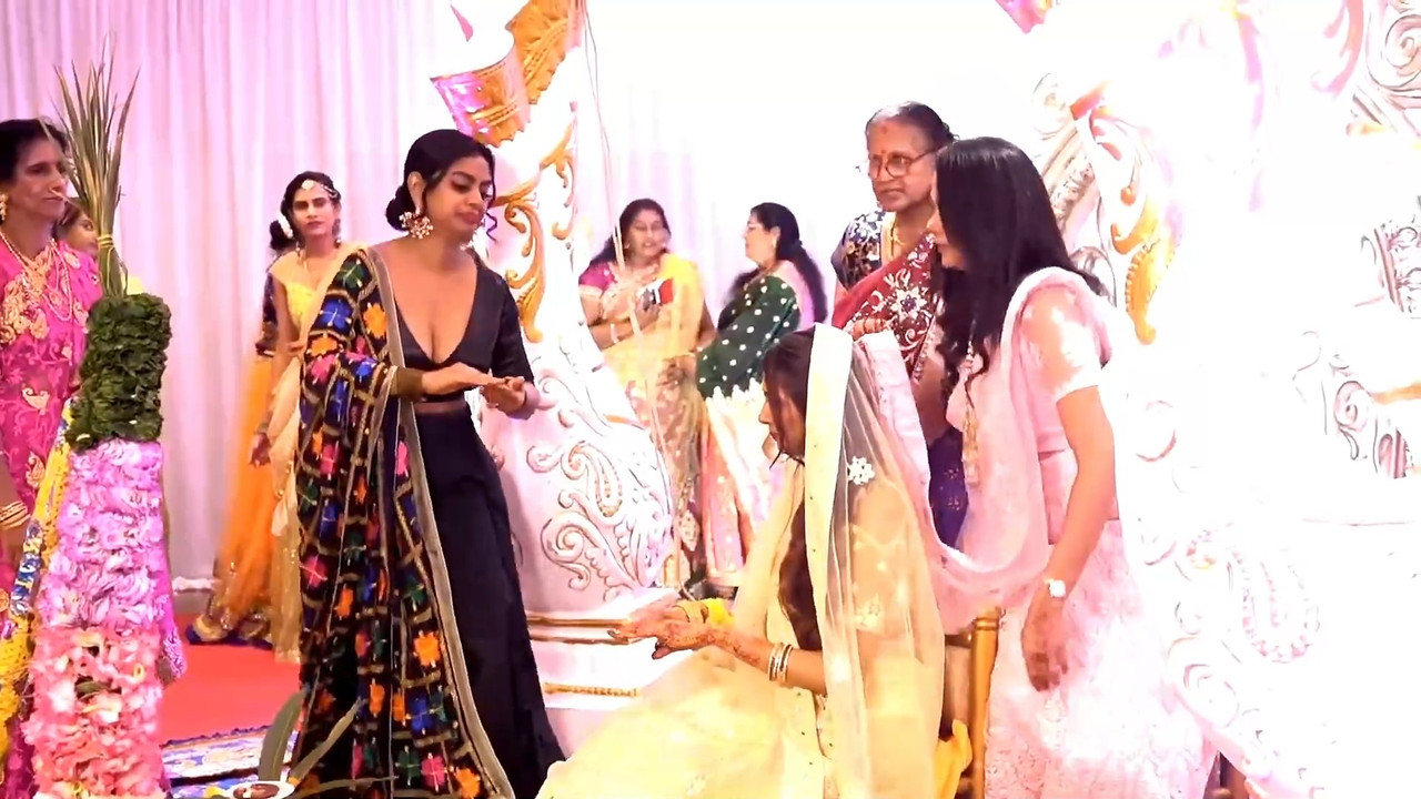 Wide boobs and cleavage show by mutiple girls during haldi.mp4_snapshot_00.04.198