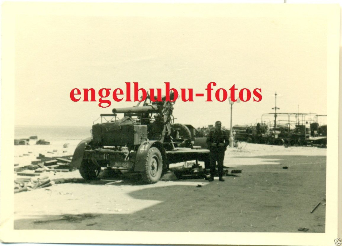 LA PANNE (FLANDERN, BELGIEN) - Selt. Fahrzeug  A