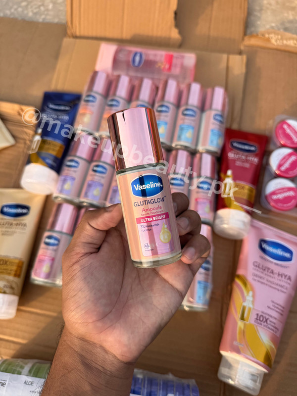 Vaseline GlutaGlow Ultra Bright Serum Deodrant Ampoule 45 ML.