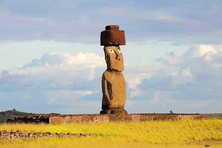 Chile-Ahu-Tahai-Easter-Island-720x480.jpg