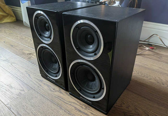 Wharfedale - Diamond 220