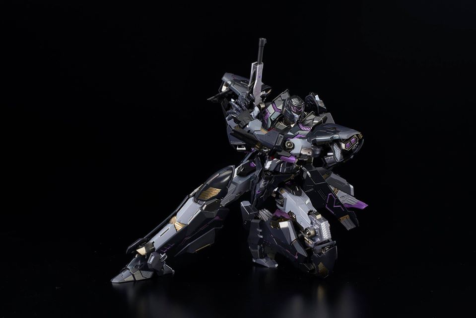 Flame-Toys-Kuro-Kara-Kuri-Megatron-18