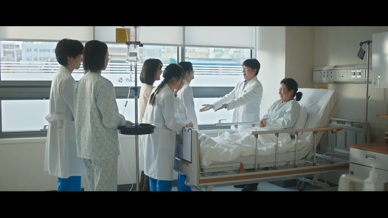 VS--Netflix-ResidentPlaybookE8Episode8-34’38”