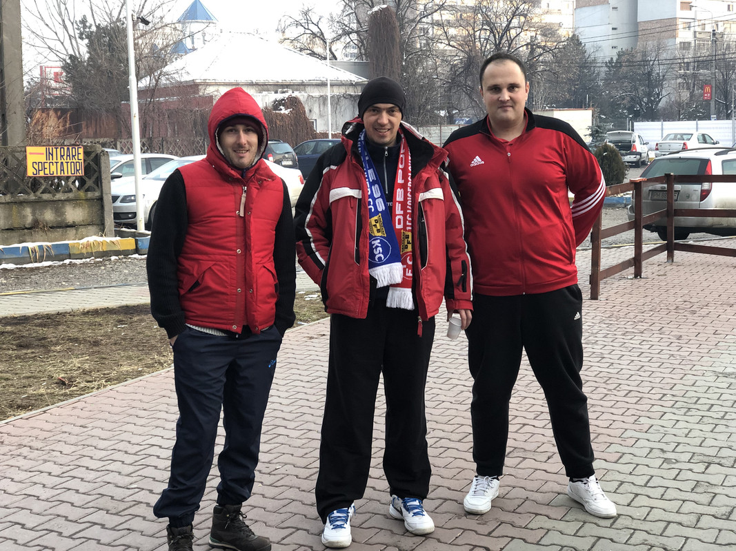 76C24952-4F41-429B-8CB9-93E40F7ADA3E