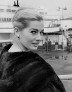 anita-ekberg-me82