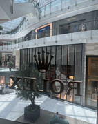 26E66915-FF9E-4E9A-913E-7F74E2A30263