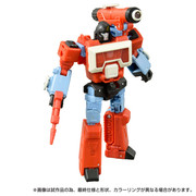 Studio-Series-Perceptor-4