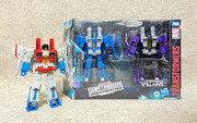 Earthrise-Thundercracker-Skywarp-01
