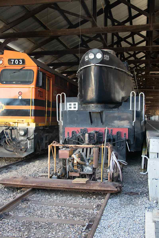 Streamlined no 523