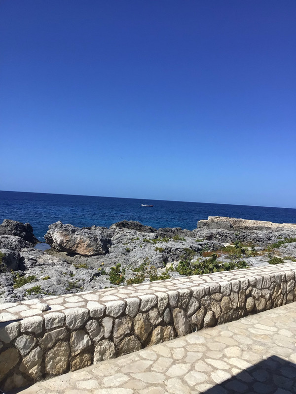 94F92D6E-816B-4D7D-9E2D-CE34A5B62B42