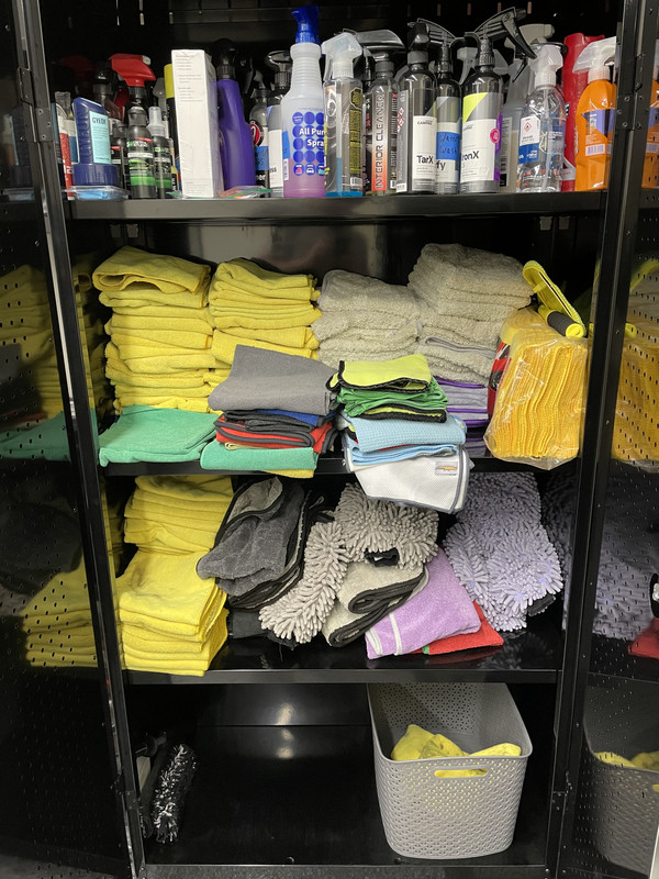 2011E1E6-F9A2-46DC-885B-4C945CC95F7A