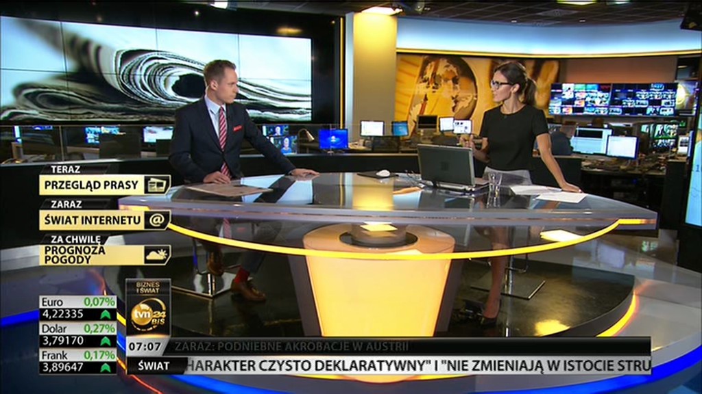 vlcsnap-2015-09-07-16h06m35s146