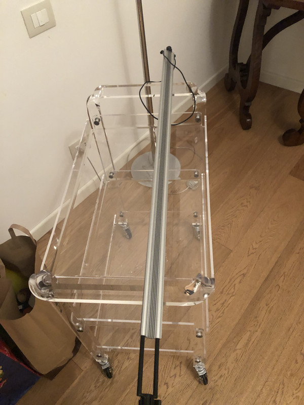 B33C2E4D-51E5-49E3-8B1D-E1CC6E4B536E