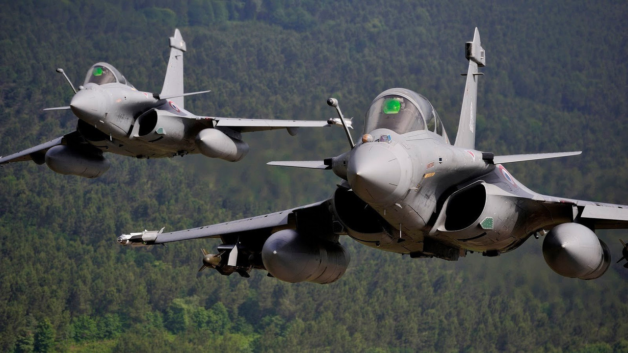 https://i.postimg.cc/65kqPT4w/connaissez-vous-les-criteres-qui-definissent-un-avion-de-chasse-1467195.jpg