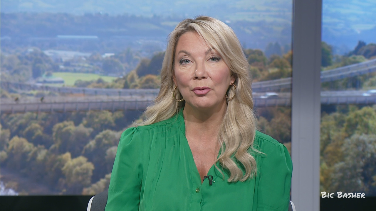 10.16 - 18.00.00 - ITV News West Country. Breaking news and current s....ts_snapshot_14.37.428