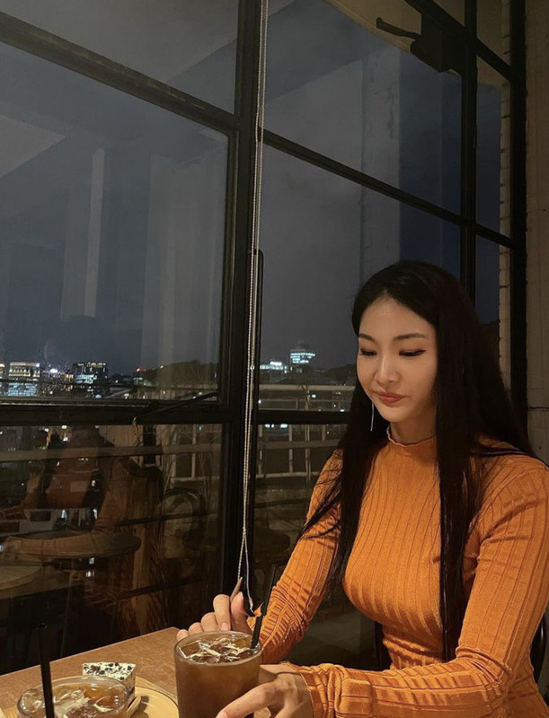 8B8774BB-3D7D-47E2-8536-25E2FE1B5B84