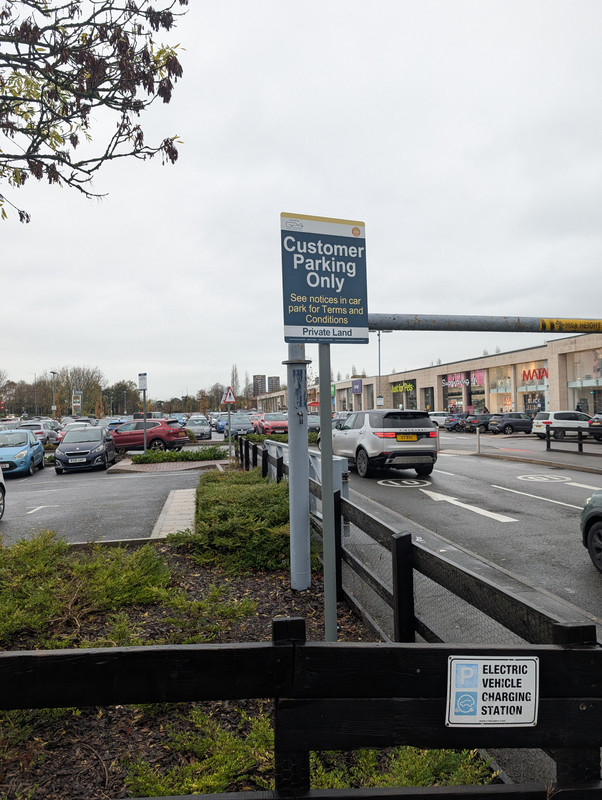 PXL 20251112 112239888