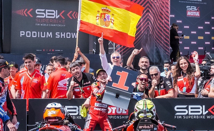 Pada seri kedua WSBK 2023, pembalap Ducati Alvaro Bautista berhasil meraih podium utama. Ia berhasil mengungguli dua pesaingnya, Toprak Razgatlıoğlu dan Xavi Vierge.