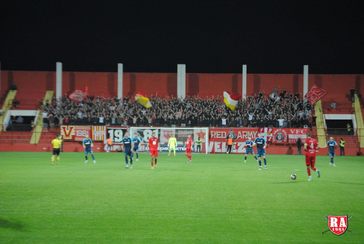 E776CB87-82D5-4774-8D7F-178862CAEB12