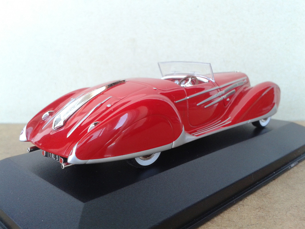 1938 Delahaye 165 Cabriolet Figoni & Falaschi (Ixo-Altaya) (5)
