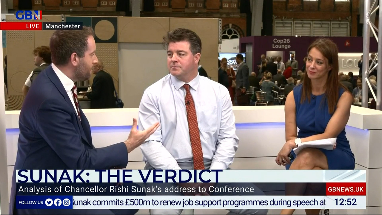 10.04 - 12.00.00 - The Briefing Lunchtime with Gloria De Piero. Your ....ts_snapshot_53.53.305