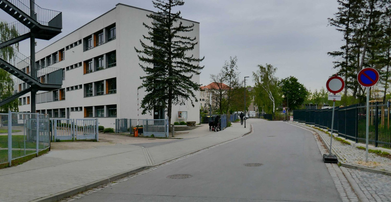 Bild: https://i.postimg.cc/zf93BYWY/P1190709.jpg