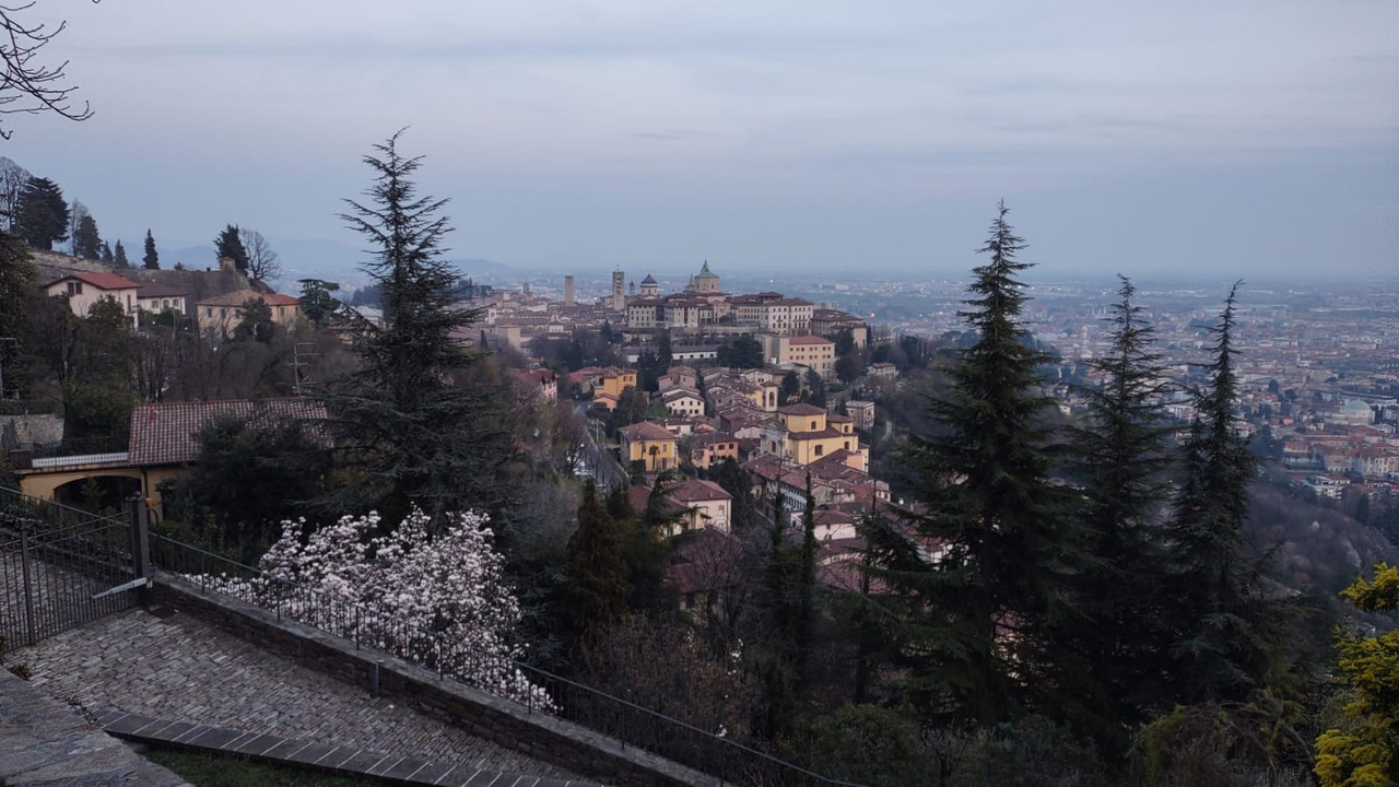 14E645AF-6518-49E5-88D8-F91BD7064ABE