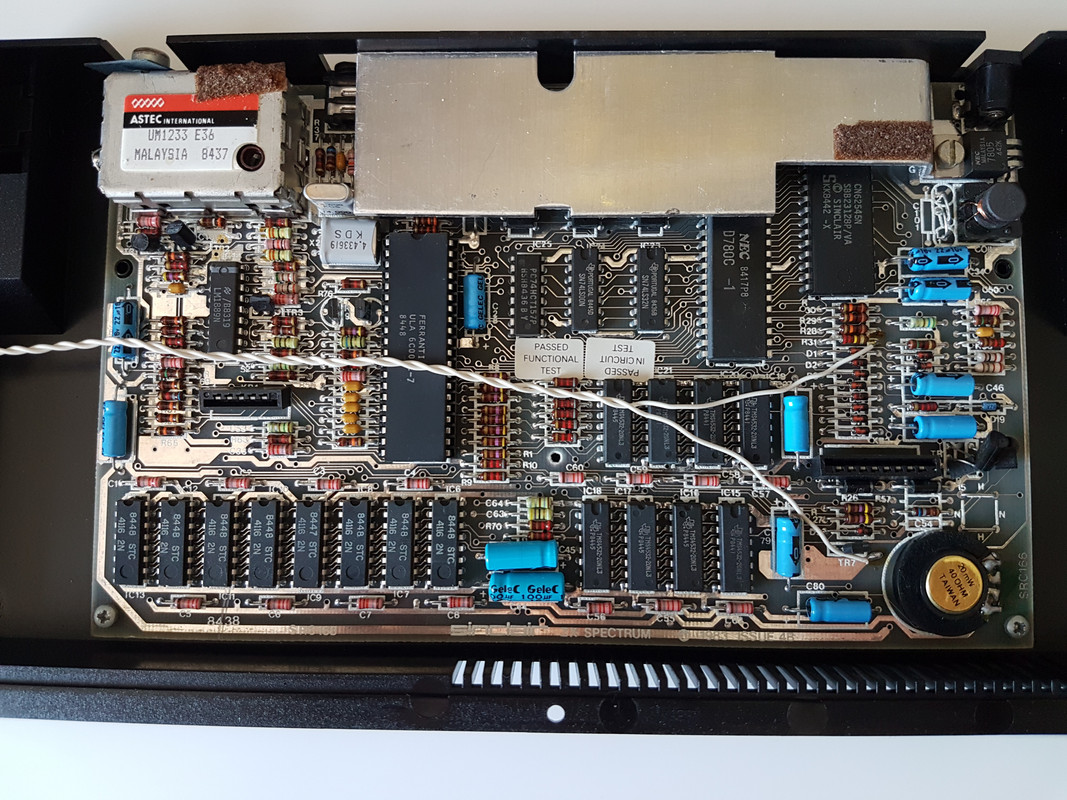 ZX Spectrum 48k+ issue 4B [Reparación] - Va de Retro (Satanás
