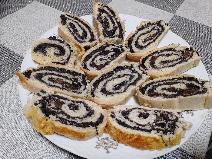 https://i.postimg.cc/zfFzhwjK/makor-bejgli-20250323.jpg