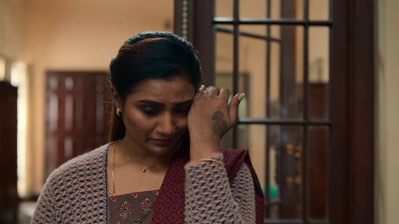 Chutney-Sambar-S01-E01-A-Spicy-Revelation-720p-mkv-0001