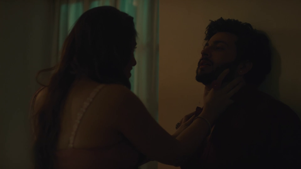 vlcsnap-2023-11-26-19h23m59s236