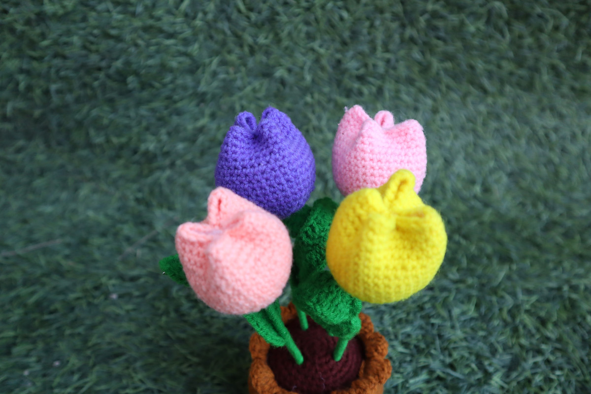 Handmade Crochet Toy Tulip Flower Soft Toy for Baby Girl & Boy Birthday Gift