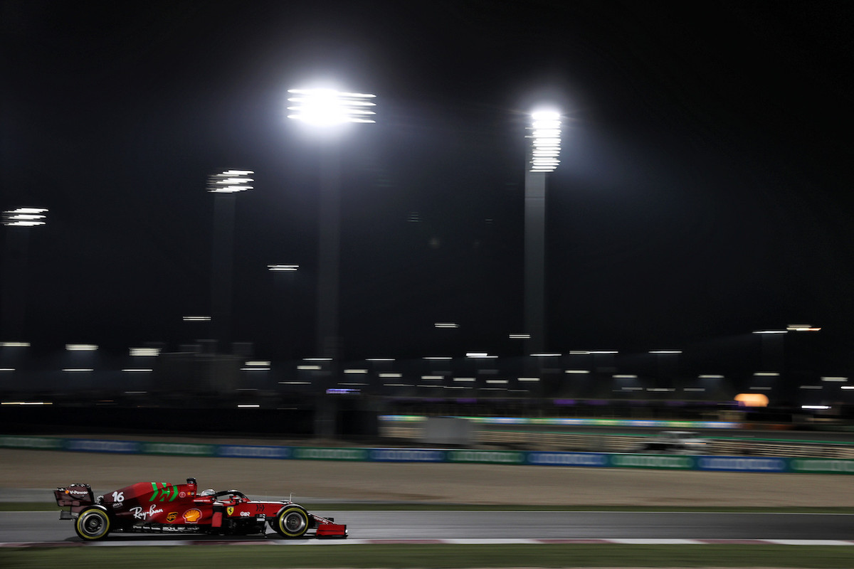 [Imagen: f1-gp-qatar-sabato-252.jpg]