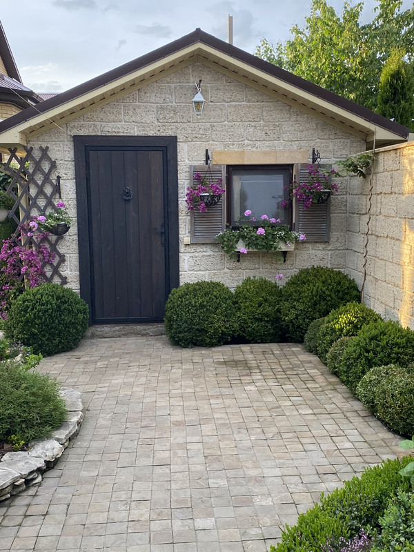 5C77BB9C-79E4-462A-877E-130F522F2734