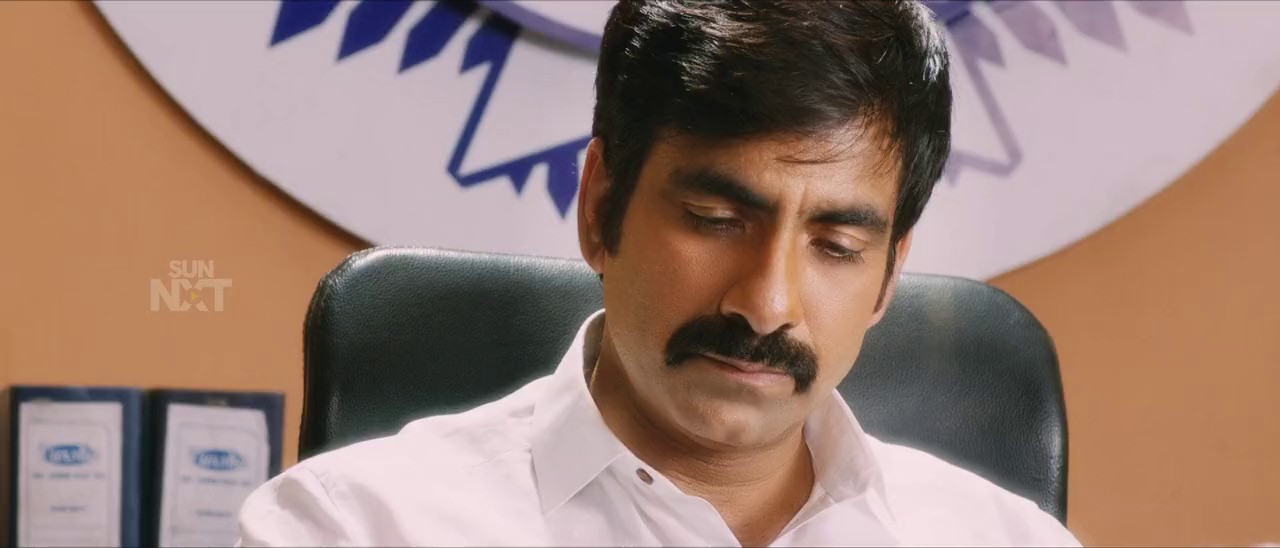 Power-2014-Hindi-Telugu-720p-x264-AVC-AAC-2ch-ESub-mkv-0003