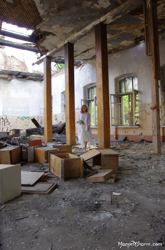 MarvelCharm_Nicolette-Ruins-015