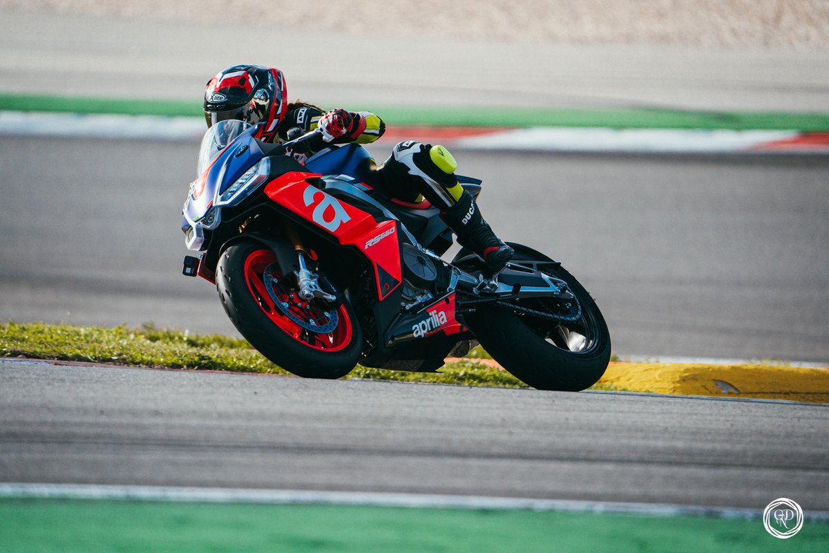 D2DE7E79-C835-4018-8E38-77DCA7143E3B