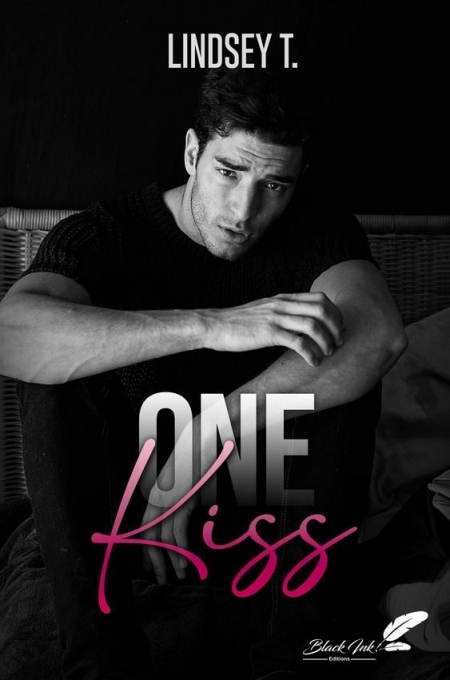 One-kiss-Lindsey-T.jpg