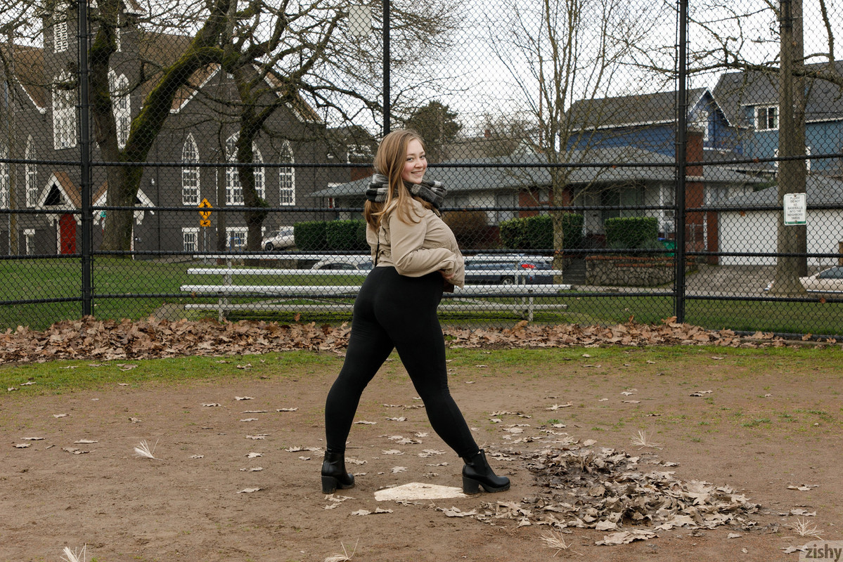 full_020_1000101046409435