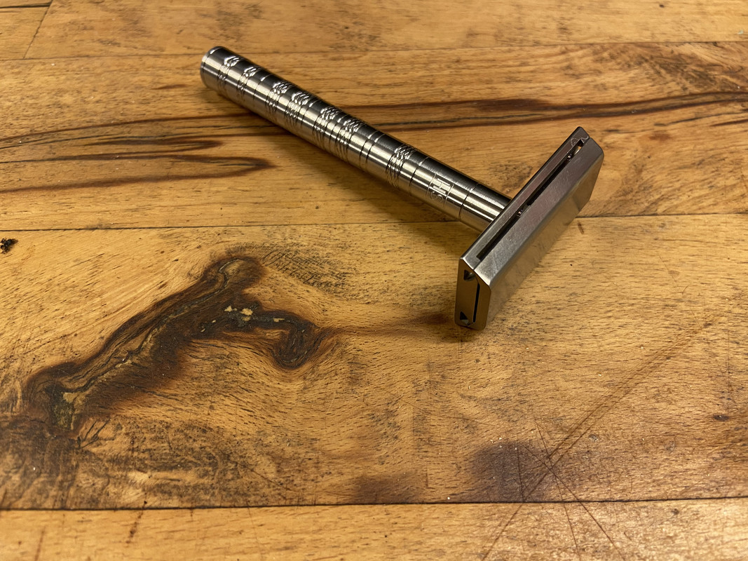 27D15A11-72CF-49EF-BFD4-3C0A0E11C4B9