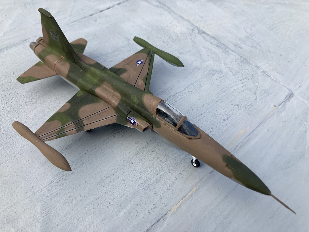 ACE3-E235-50-F3-415-A-B5-A4-C402-EA1-E85