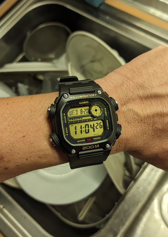 PXL_20250820_230524822~02~01