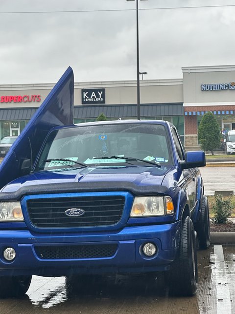 83725827-F4EC-4663-ACEF-92283BB4CC70