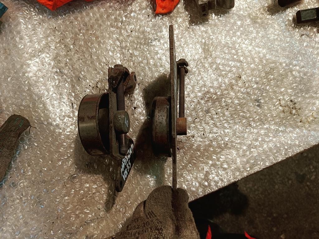 натяжной ролик