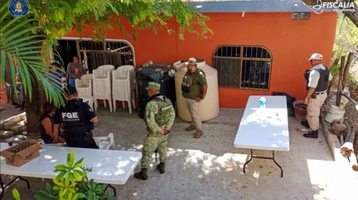 Grupo armado secuestra a nueve hombres en Guerrero