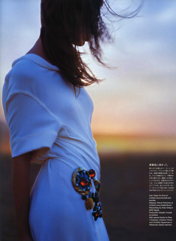 lucagadjus_voguejp_jun06_richardbush_009_visuall