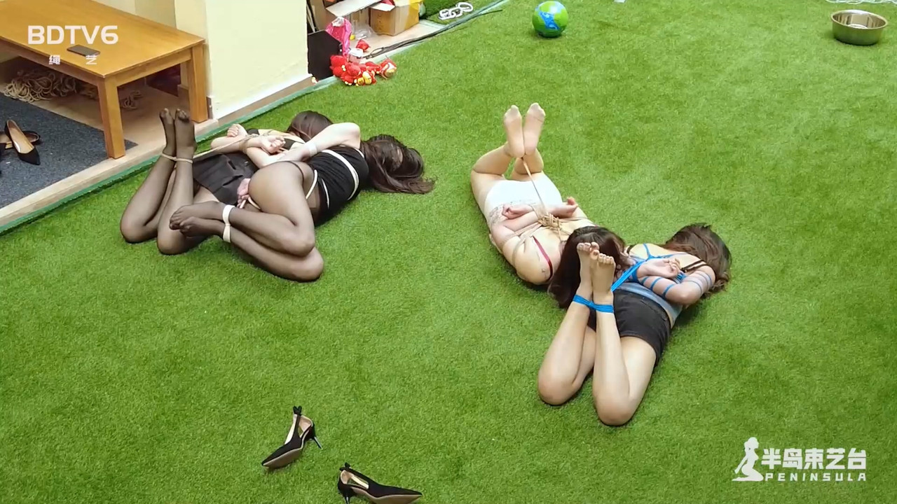 半岛束艺 夹球跑大赛 卡菲 奎因 西玛 布玛.mp4_20220525_130847.041