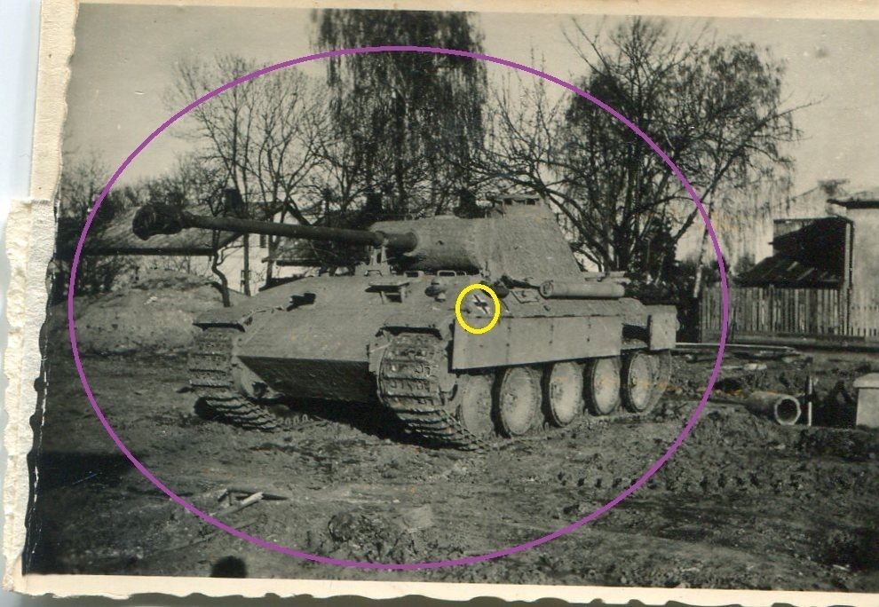 Foto WW II Sturmgeschütz Panzer  TANK mit Seiten